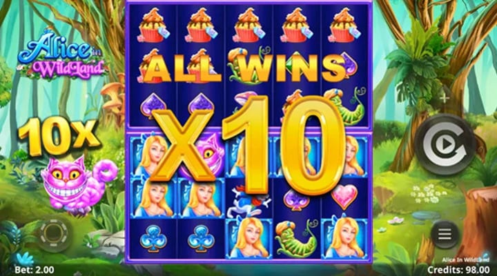 Alice in WildLand Slot Features Screenshot