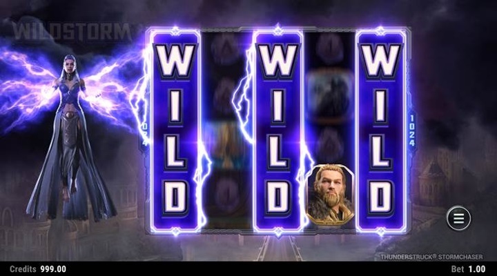 Thunderstruck Stormchaser Stacked Wilds Screenshot